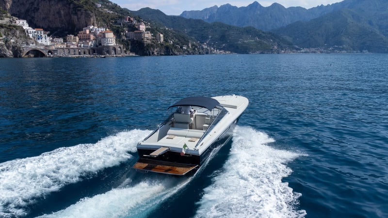giro in barca Amalfi - Itama 38